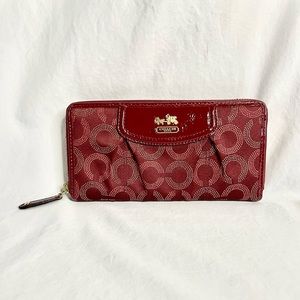 Coach Madison Dot Double Accordian Zip Wallet